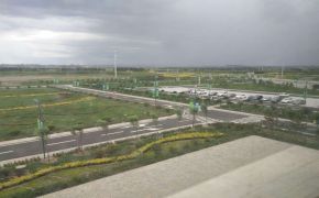 路橋一公司承建的烏蘭察布機場綠化、硬化工程